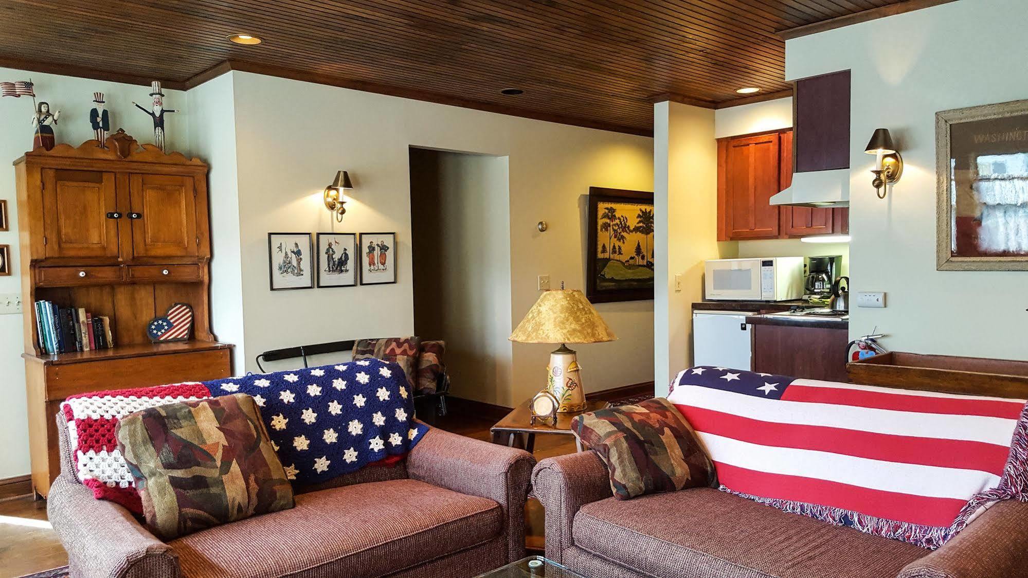 كوبرستاوون The White House Inn المظهر الخارجي الصورة